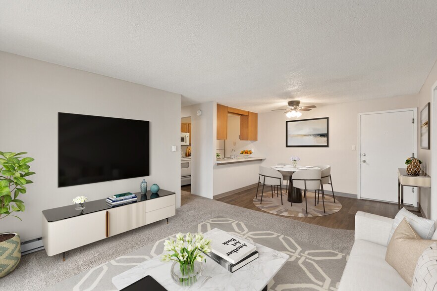 More Photos Of 100-112 5th Ave NW, Altoona Apartments For Sale