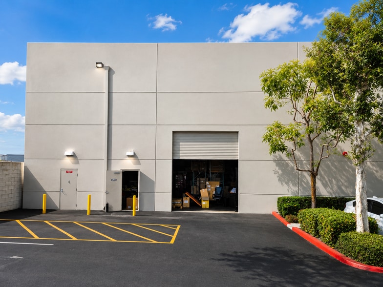 More Photos Of 511 S Harbor Blvd, La Habra Warehouse For Sale