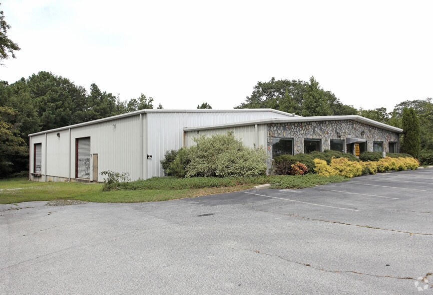 Primary Photo Of 7377 Strickland St, Douglasville Flex For Sale