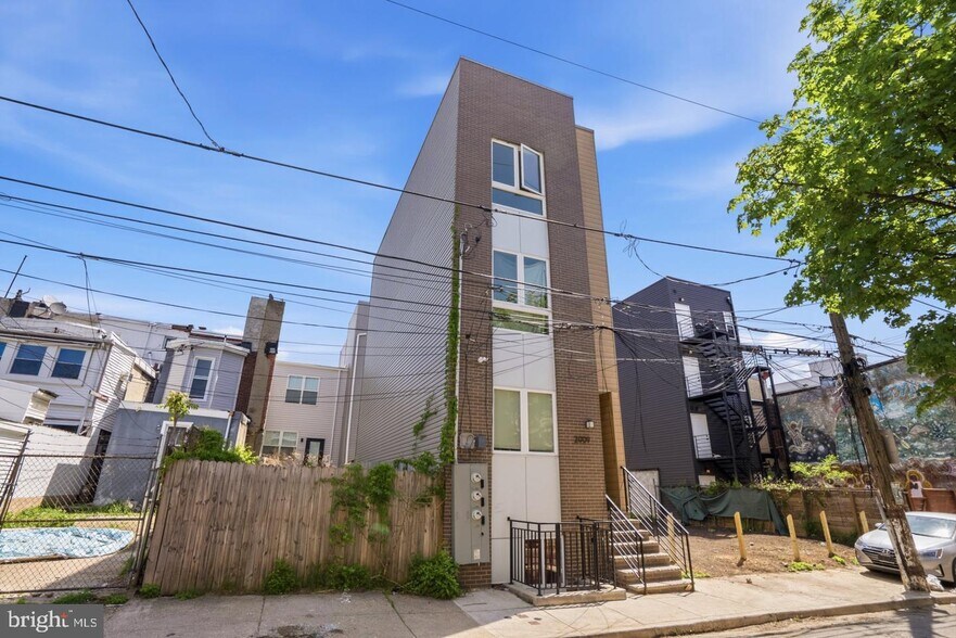 More Photos Of 2010 N 8th St, Philadelphia Apartments For Sale