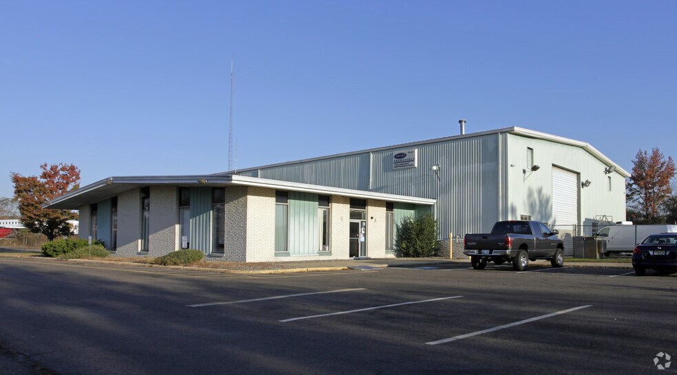 Primary Photo Of 411 Rt-34, Matawan Service For Lease