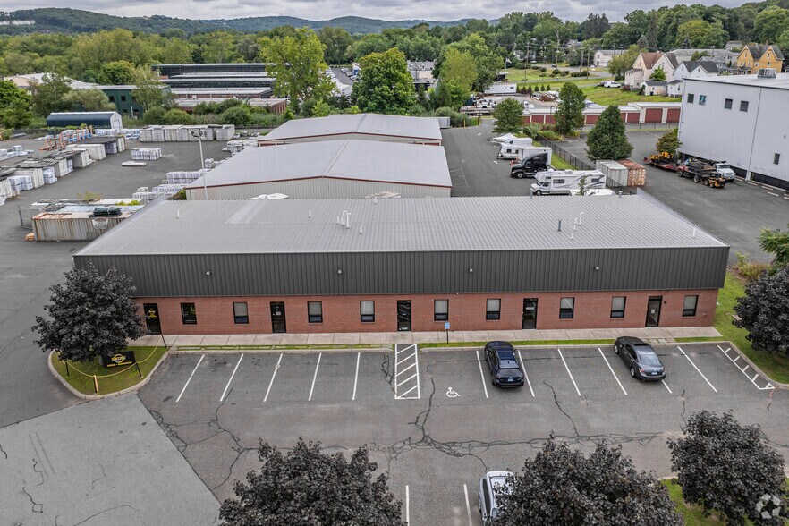 More Photos Of 30 Shelter Rock Rd, Danbury Light Distribution For Lease
