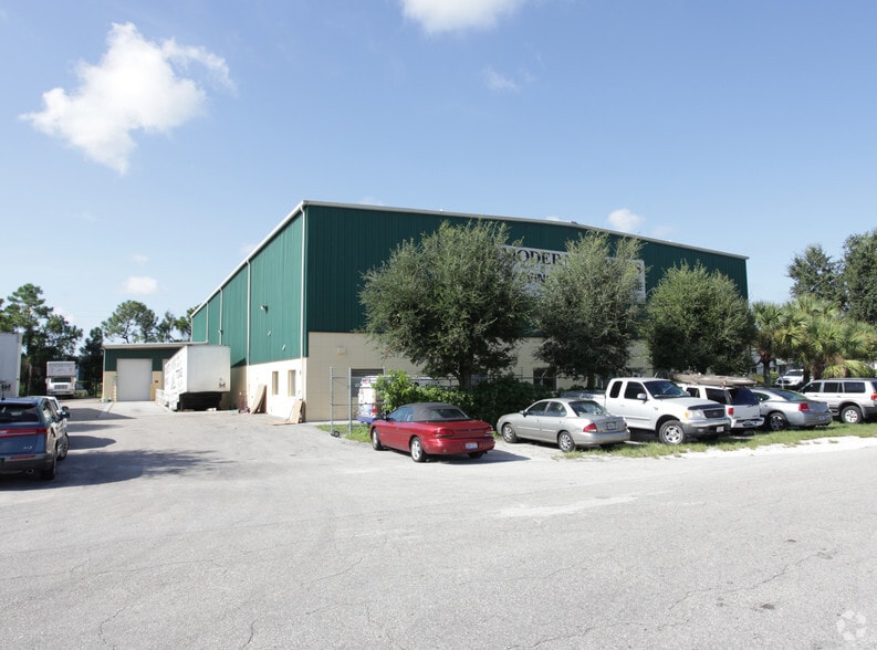 Primary Photo Of 5607 8th St W, Lehigh Acres Warehouse For Lease