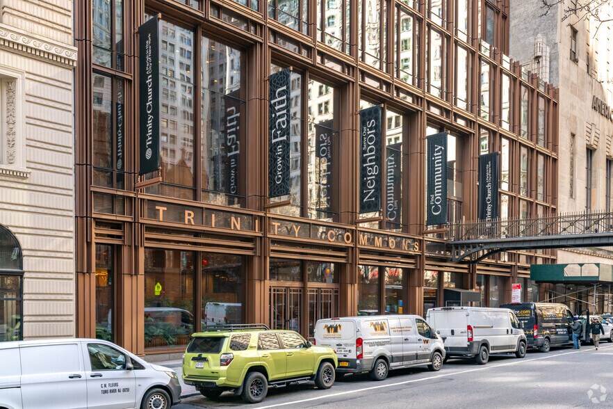 More Photos Of 107 Greenwich St, New York Coworking Space