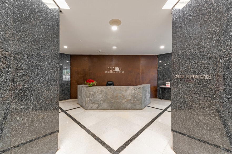 More Photos Of 1200 Brickell Ave, Miami Office For Lease