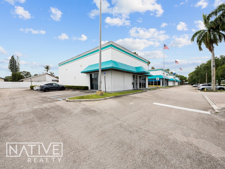 More Photos Of , Deerfield Beach General Retail For Sale