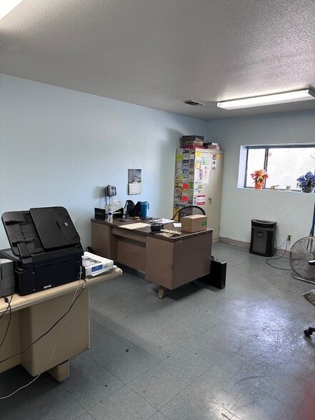 More Photos Of 3700 N Rancho Dr, Las Vegas Auto Repair For Sale