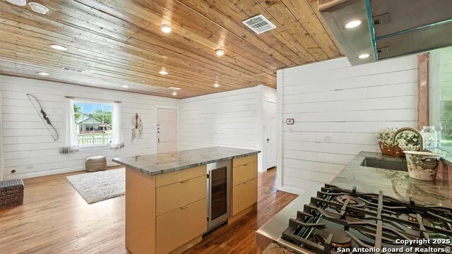 More Photos Of 105 NW River Rd, Martindale Specialty For Sale