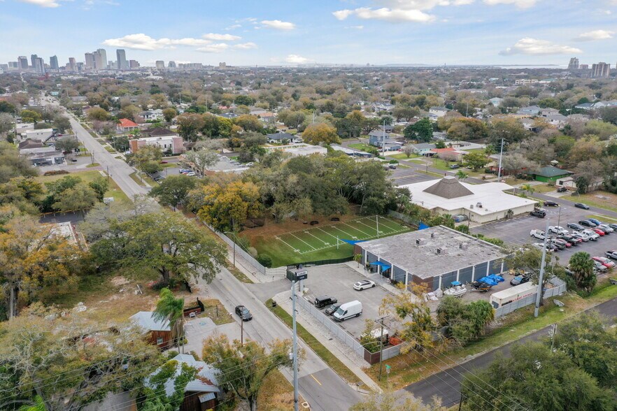 More Photos Of 3330 W Cypress St, Tampa Office For Sale