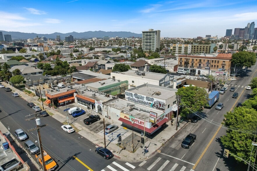 More Photos Of 2599 W Pico Blvd, Los Angeles Freestanding For Lease