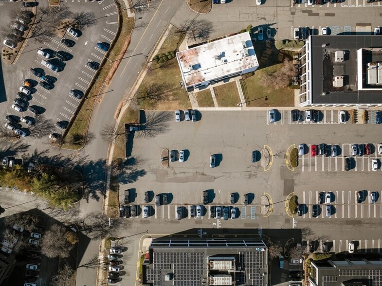 More Photos Of 2 Forest Ave, Paramus Medical For Lease