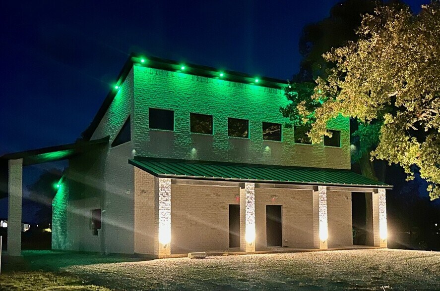 More Photos Of 11106 Rogers Rd, Thackerville Office For Lease