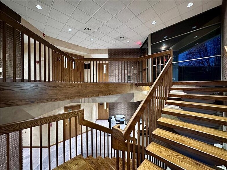 More Photos Of 2599 Wilmington Rd, New Castle Office For Sale