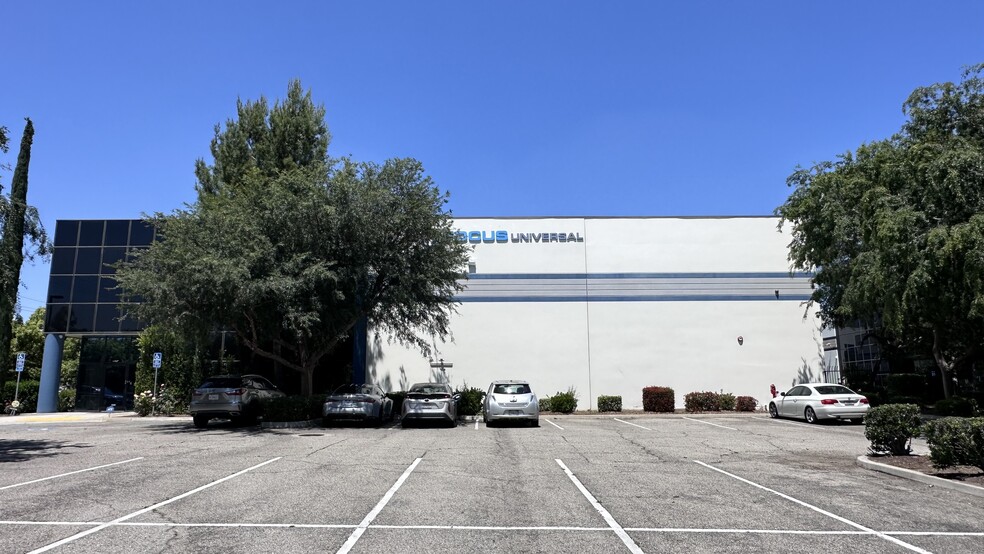 More Photos Of 2311 E Locust St, Ontario Warehouse For Sale
