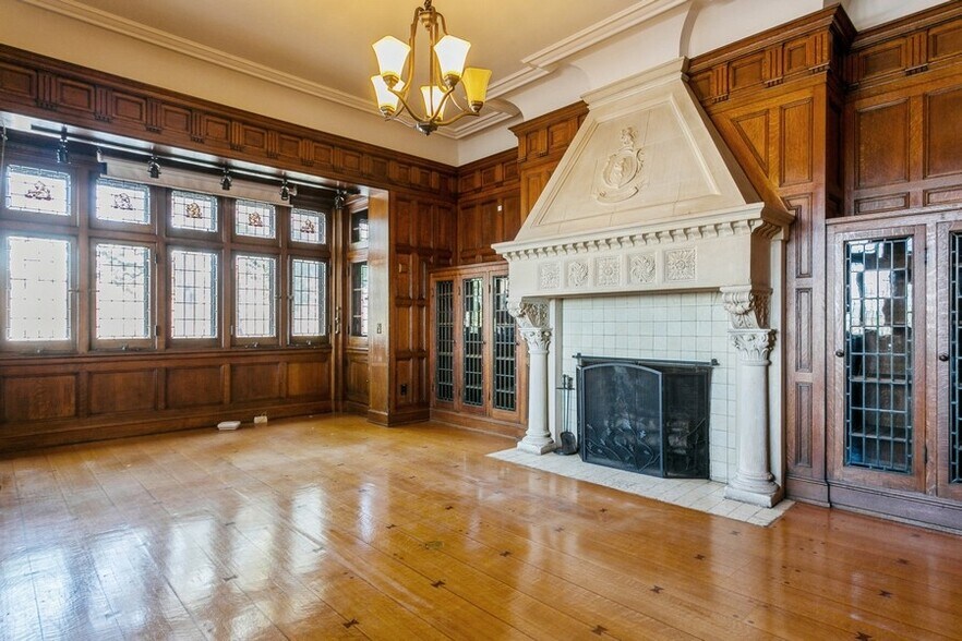 More Photos Of 244 Boardman, Poughkeepsie Loft Creative Space For Sale