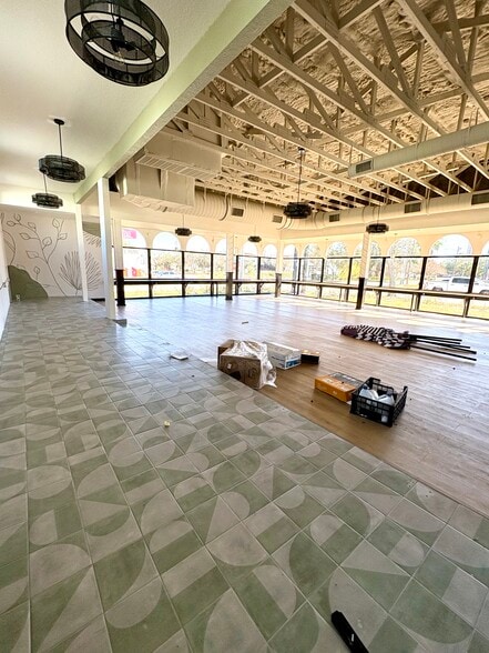 More Photos Of 3501 Central Ave N, Saint Petersburg Freestanding For Lease