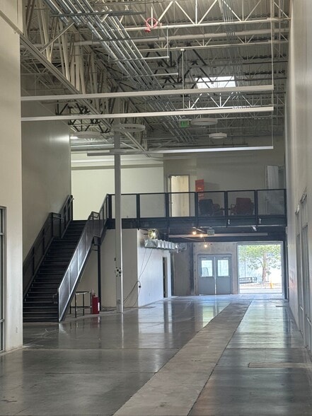 More Photos Of 2450 Oddie Blvd, Sparks Storefront Retail Office For Lease