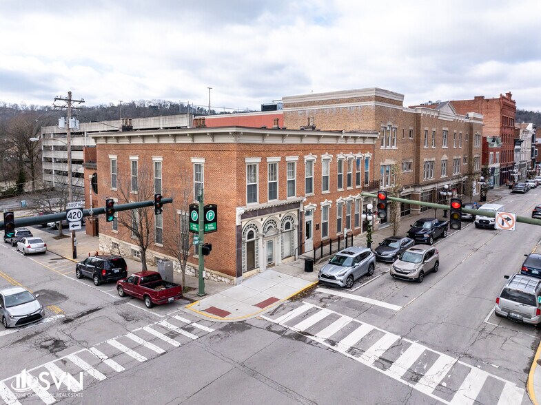 More Photos Of 201 W Main St, Frankfort Office For Lease