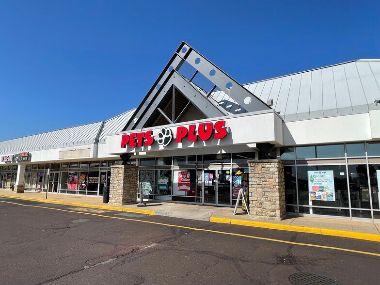 More Photos Of 1240-1336 Bristol Pike, Bensalem Unknown For Lease