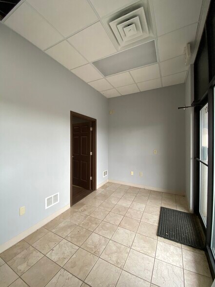 More Photos Of 2801 Bertholet Blvd, Valparaiso Office For Sale