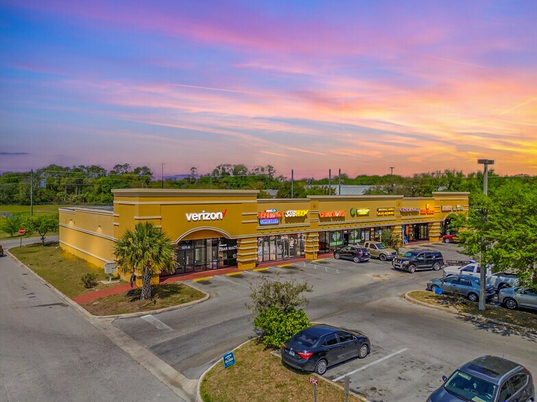 More Photos Of 11150 N Williams St, Dunnellon General Retail For Sale