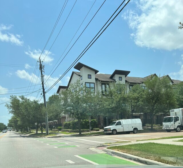 More Photos Of 3150 Polk St, Houston Medical For Sale