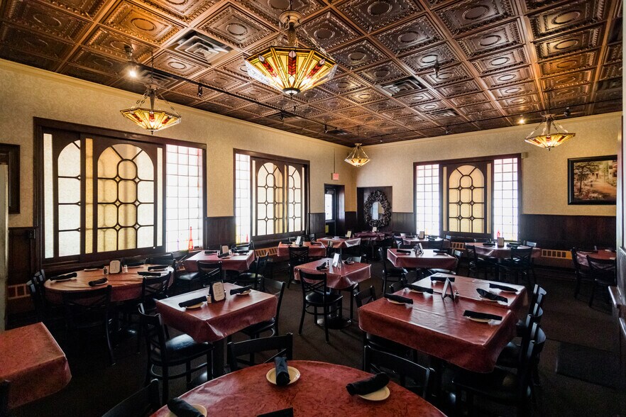 More Photos Of 3401 Riopelle St, Detroit Restaurant For Sale