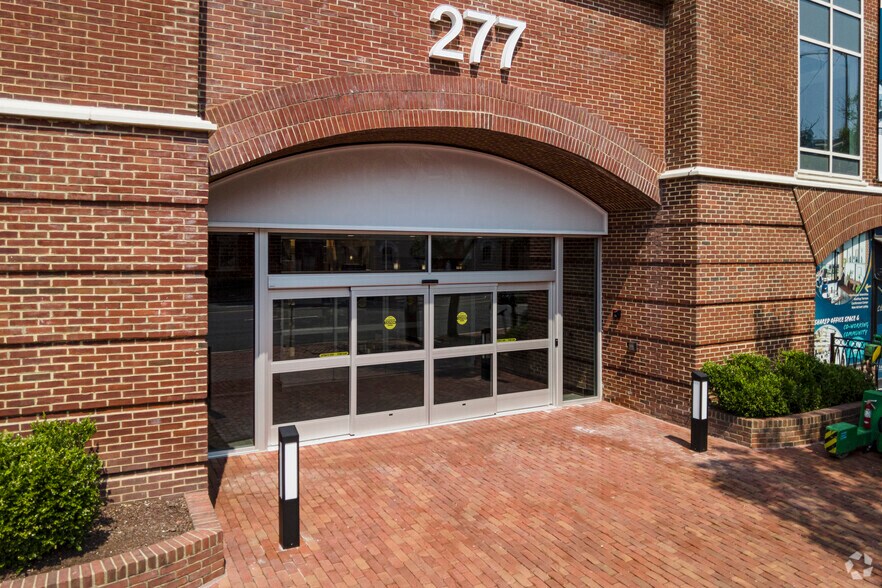More Photos Of 277 S Washington St, Alexandria Coworking Space