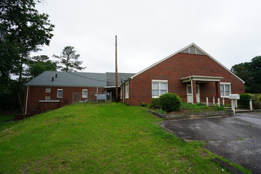 More Photos Of 4323 Primrose Rd, Columbus Religious Facility For Sale