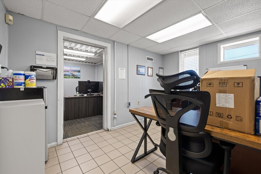 More Photos Of 1410 Workman Rd, Chattanooga Manufacturing For Lease