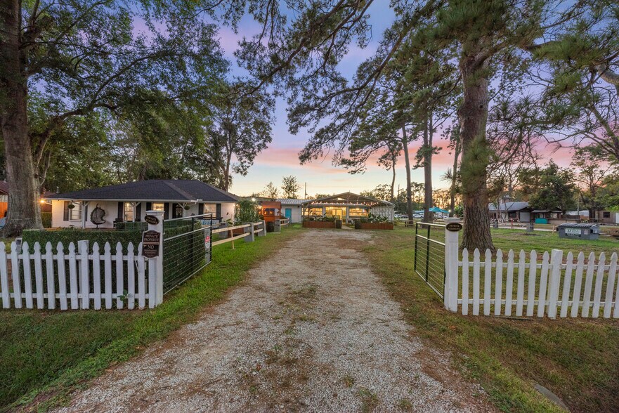 More Photos Of 26615 Keith St, Spring Freestanding For Sale
