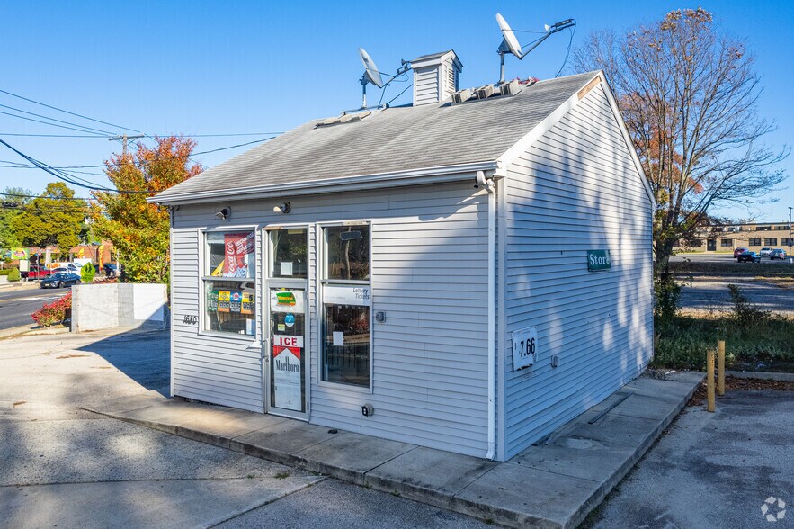 More Photos Of 1680 Blackwood Clementon Rd, Blackwood Service Station For Sale