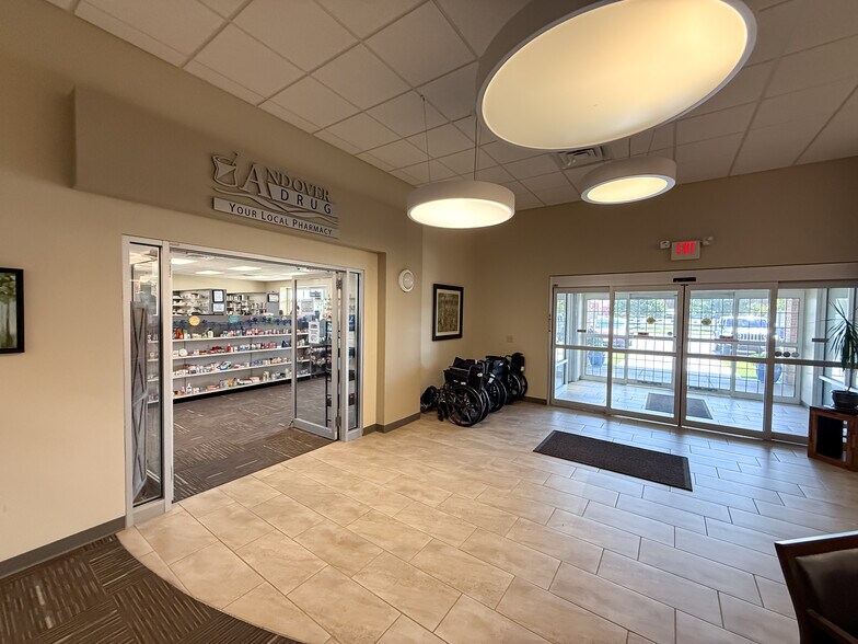More Photos Of 307 W US Highway 54, Andover General Retail For Sale
