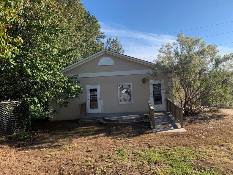 More Photos Of 3180 Atlanta Hwy, Athens Daycare Center For Sale