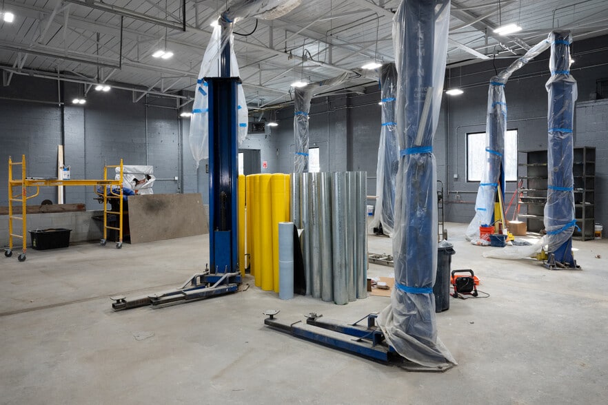 More Photos Of 42 County St, Attleboro Unknown For Lease