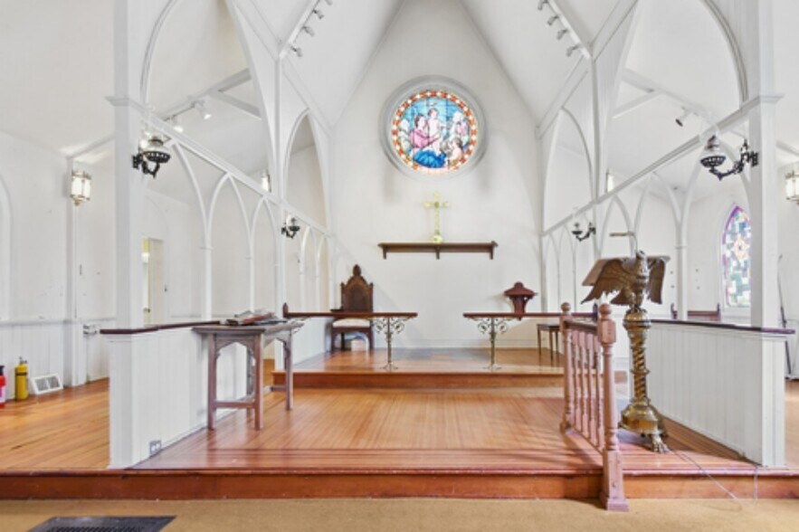 More Photos Of 5610 Dogwood Rd, Gwynn Oak Religious Facility For Sale