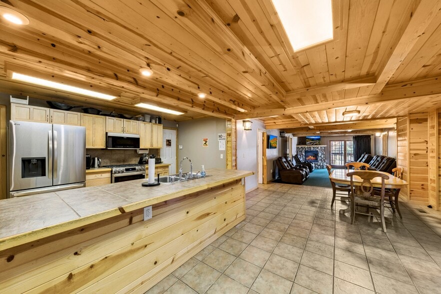 More Photos Of 804 Hwy 50, South Lake Tahoe Lodge Meeting Hall For Sale