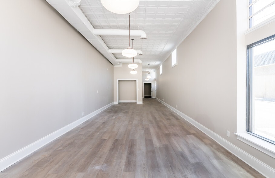 More Photos Of 1940 Harvard Dr, Louisville Storefront For Lease