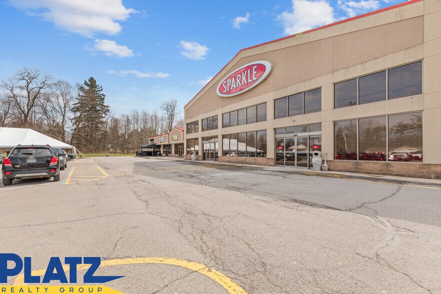 More Photos Of 1135 W Western Reserve Rd, Poland Unknown For Lease