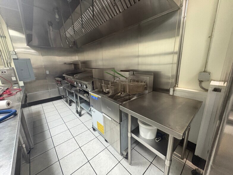 More Photos Of N1016 County Road L, Watertown Restaurant For Sale