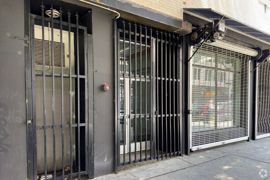 More Photos Of 737 S Broadway, Los Angeles Loft Creative Space For Sale