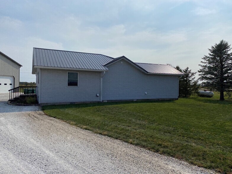 More Photos Of 8721 Old US Highway 52 W, West Lafayette Warehouse For Sale