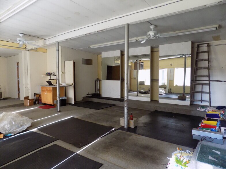 More Photos Of 40 Preston St, Bristol Office For Lease