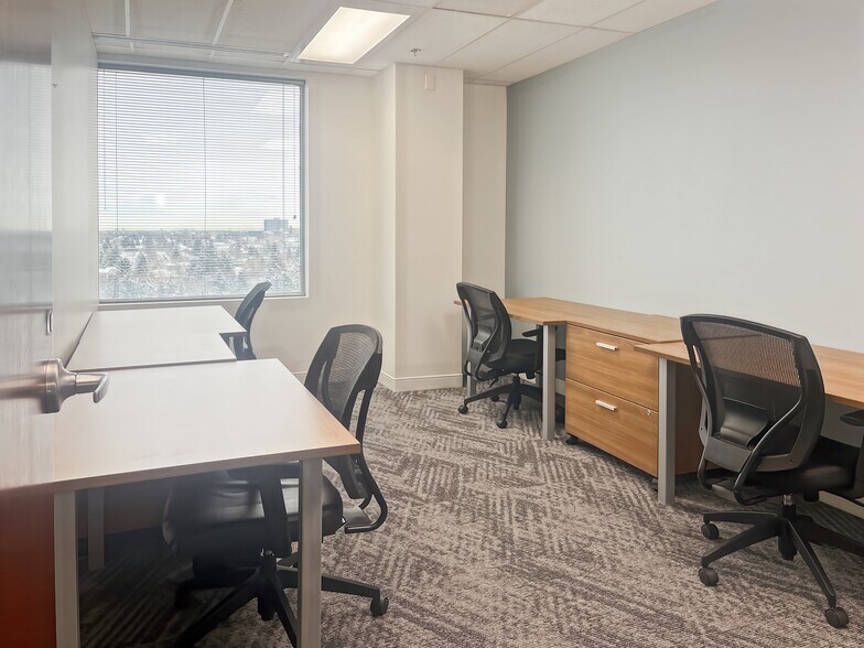 More Photos Of 1816 Crowchild Trail NW, Calgary Coworking Space