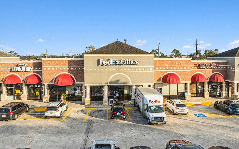 More Photos Of 7700 Hwy 6 N, Houston Freestanding For Sale