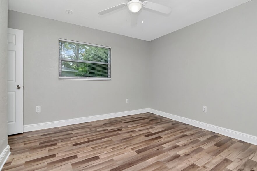 More Photos Of , Bradenton Multifamily For Sale