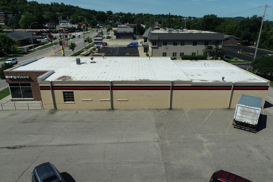 More Photos Of 828 Main St, Red Wing Auto Repair For Sale