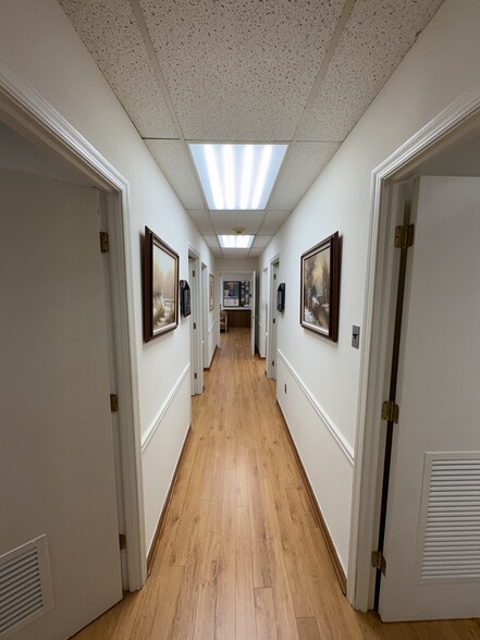 More Photos Of 5232-5248 Dawes Ave, Alexandria Office For Sale