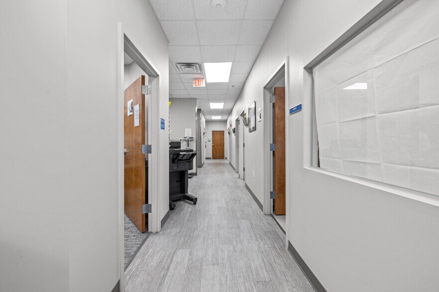 More Photos Of 801 Poindexter St, Chesapeake Office Residential For Lease