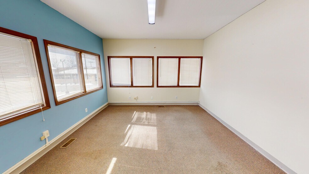 More Photos Of 1 Sunset Hills Executive Pky, Glen Carbon Unknown For Lease
